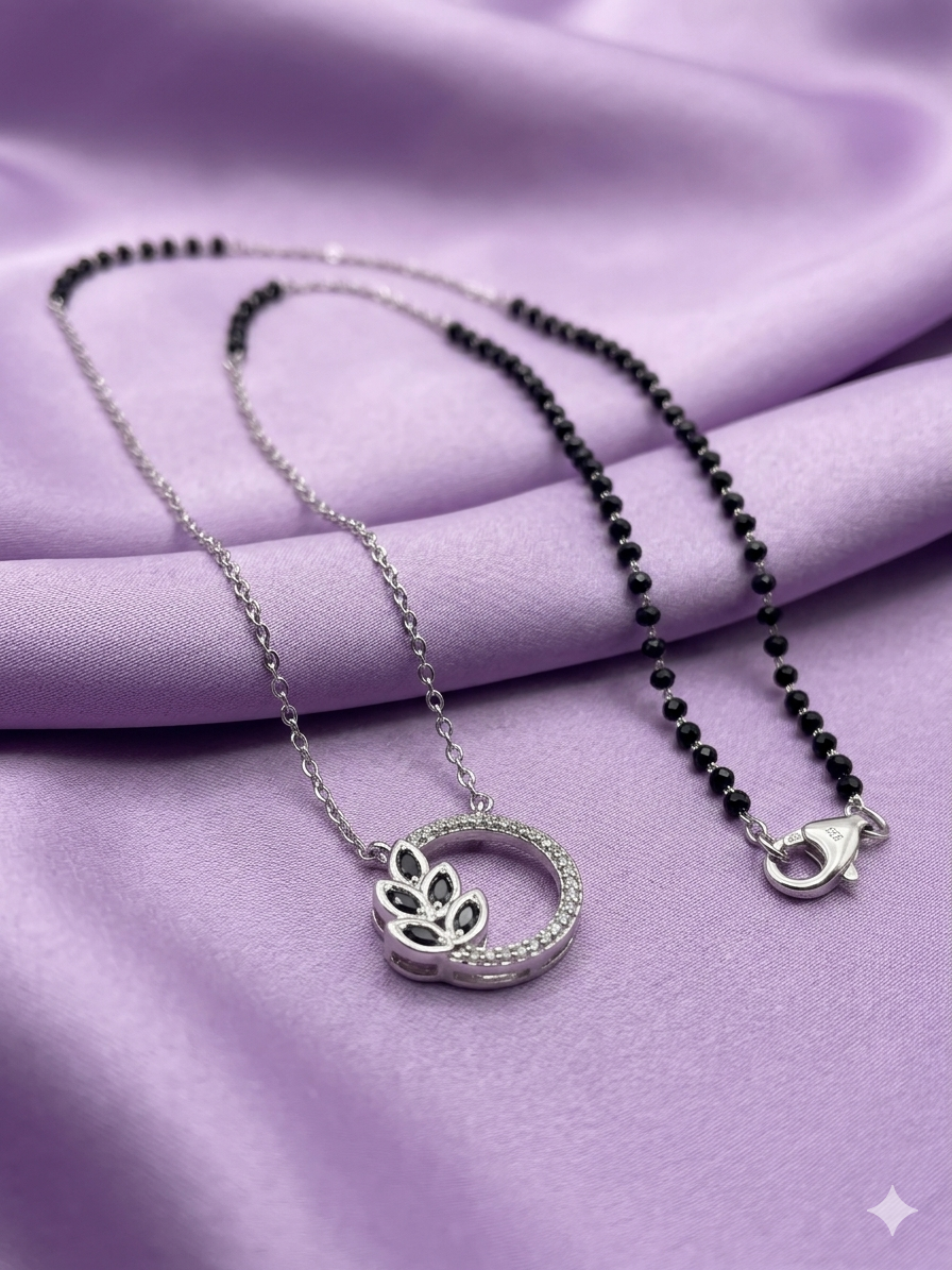 Leafe Petal Mangalsutra